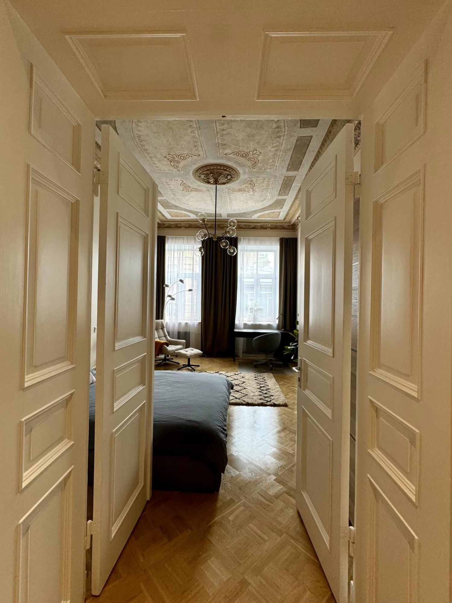 Beautiful And Art Nouveau With Ac Appartamento Riga
